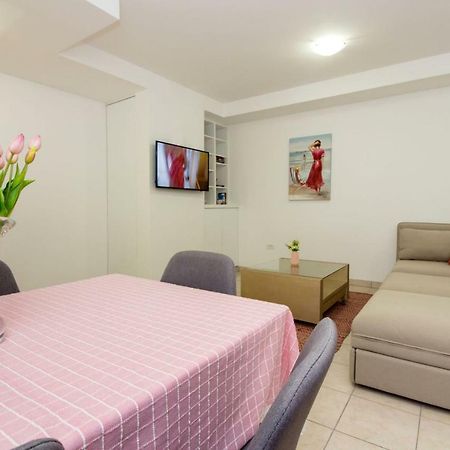 פודסטראנה Apartments Leon מראה חיצוני תמונה