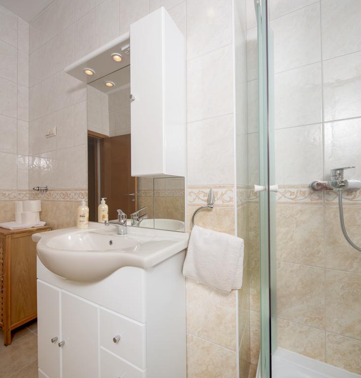 פודסטראנה Apartments Leon חדר תמונה