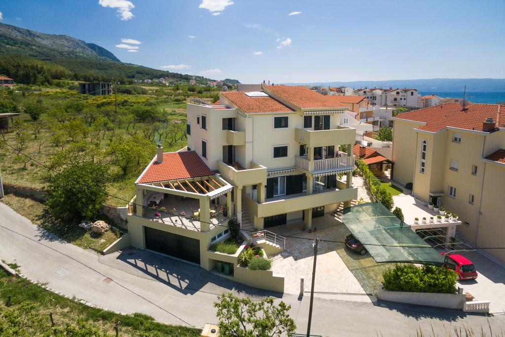 פודסטראנה Apartments Leon מראה חיצוני תמונה
