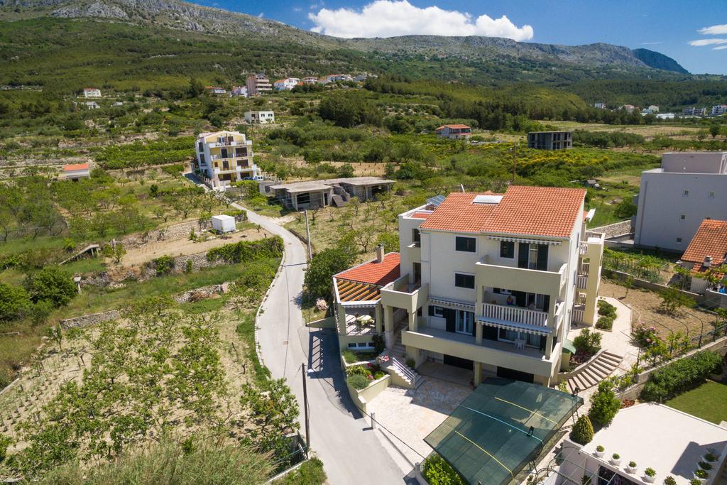 פודסטראנה Apartments Leon מראה חיצוני תמונה