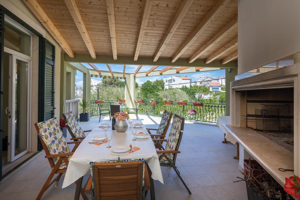 פודסטראנה Apartments Leon מראה חיצוני תמונה