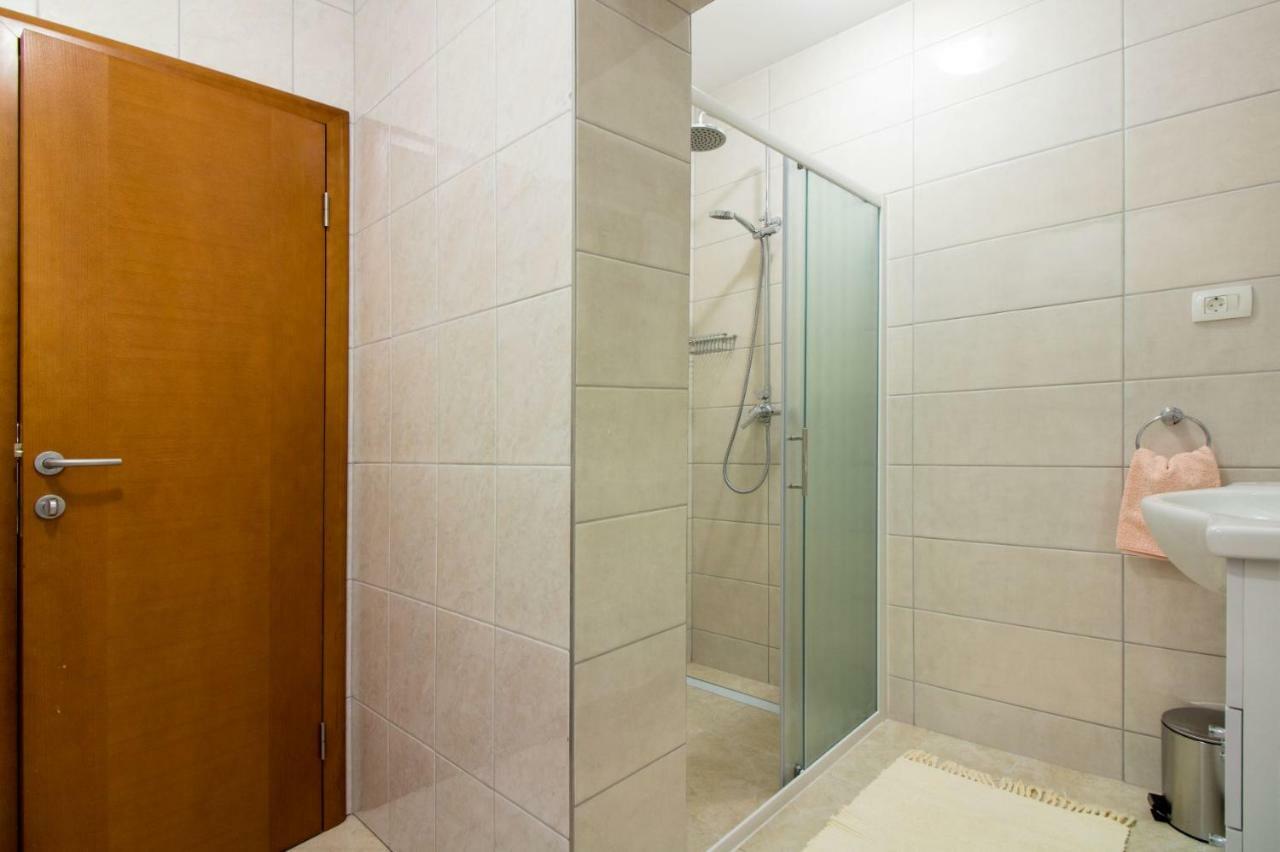פודסטראנה Apartments Leon מראה חיצוני תמונה