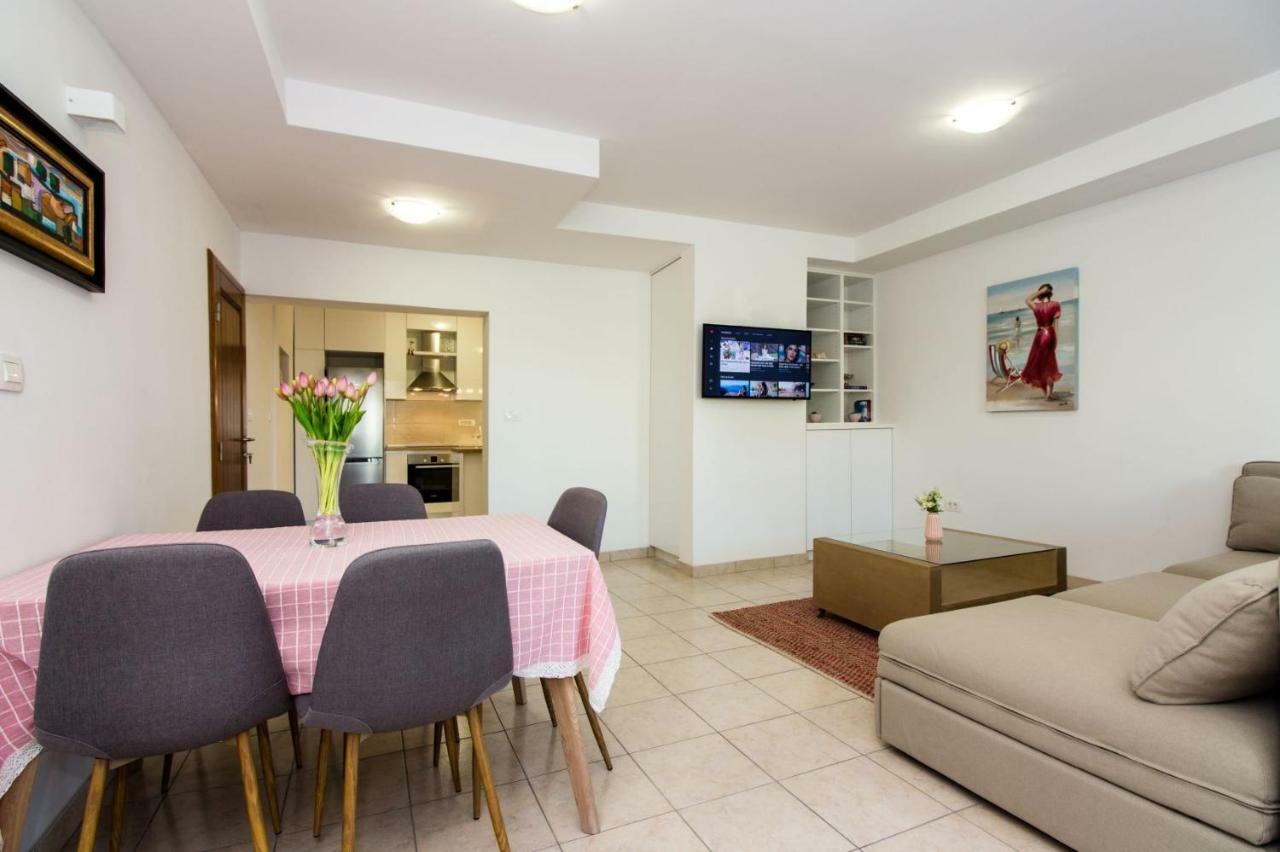פודסטראנה Apartments Leon מראה חיצוני תמונה